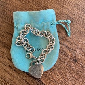100% Authentic TIFFANY & CO heart bracelet